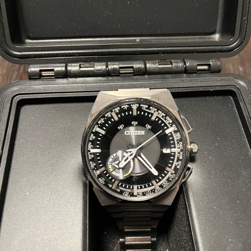 Citizen satellite wave. 
Never worn